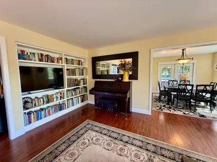 $1,695,000 | 722 Sutro Avenue, Novato, CA 94947