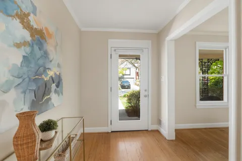 $1,750,000 | 5523 Uppingham Street, Chevy Chase, MD 20815