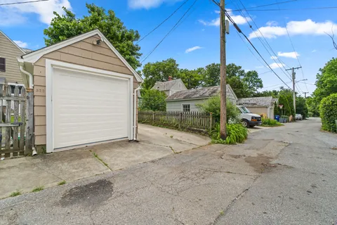 $625,000 | 322 St Dunstans Road, Baltimore, MD 21212