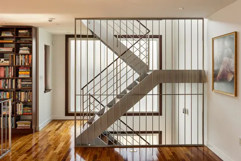 $4,000,000 | 10 Newell Street, Cambridge, MA 02140
