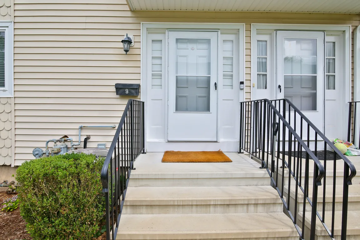 75 Cos Cob Avenue, Unit 9 Cos Cob, CT 06807 - Photo 2 of 21