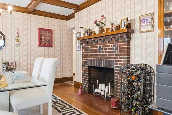 Contact Agent | 55 Winthrop Street, Everett, MA 02149