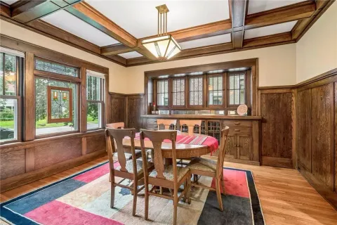 $950,000 | 4711 Dupont Avenue South, Minneapolis, MN 55419