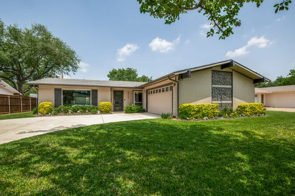 $599,000 | 3263 St Croix Drive, Dallas, TX 75229