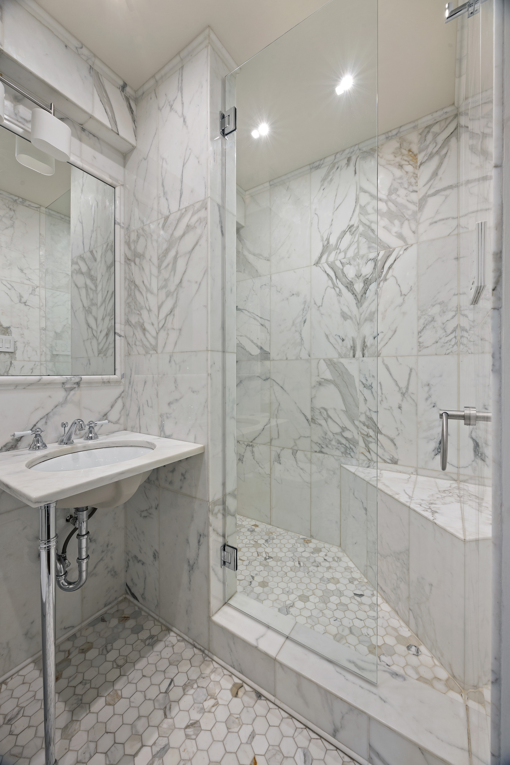 715 Park Avenue, Unit 11A Manhattan, NY 10021 - Photo 12 of 13