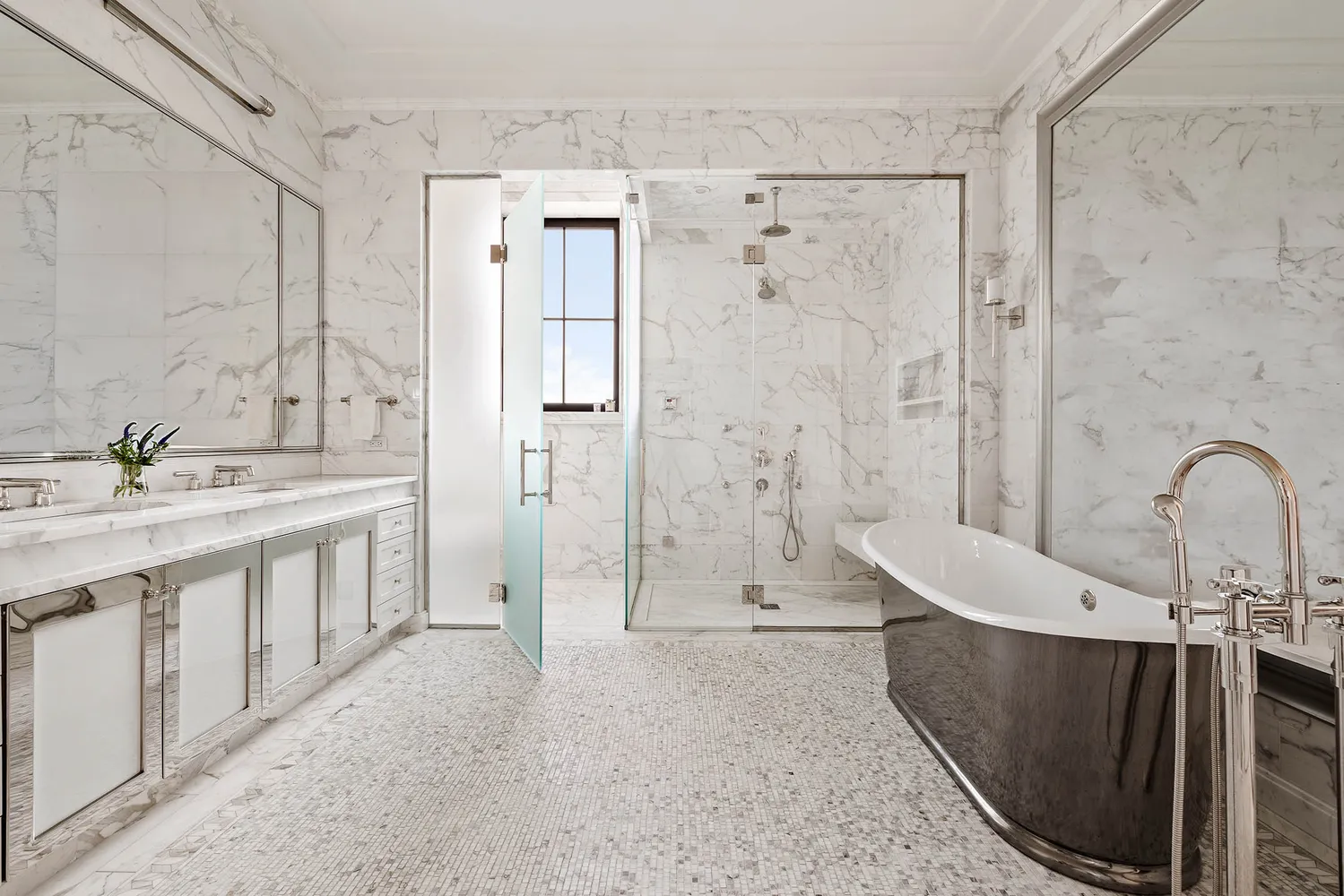 $10,750,000 | 212 West 18th Street, Unit 14A | Chelsea