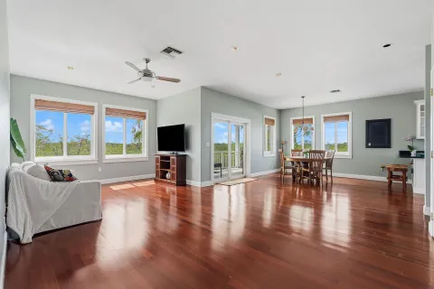 $1,689,000 | 365 Loeb Avenue, Key Largo, FL 33037