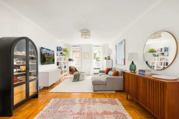 $1,250,000 | 360 Clinton Avenue, Unit 3S | Clinton Hill