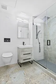 $775,000 | 44 Box Street, Unit 2C | Greenpoint