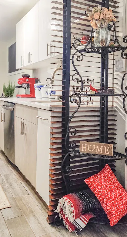 a close view of sink