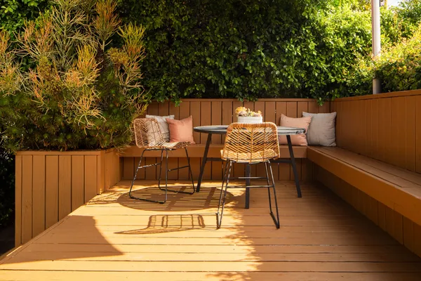 $1,495,000 | 2916 Swan Place, Los Angeles, CA 90026