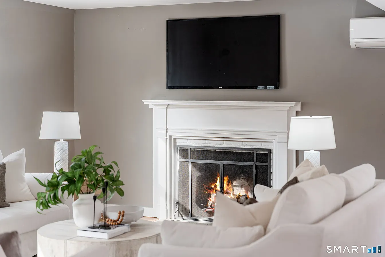 39 Tannery Lane South Weston, CT 06883 - Photo 12 of 26