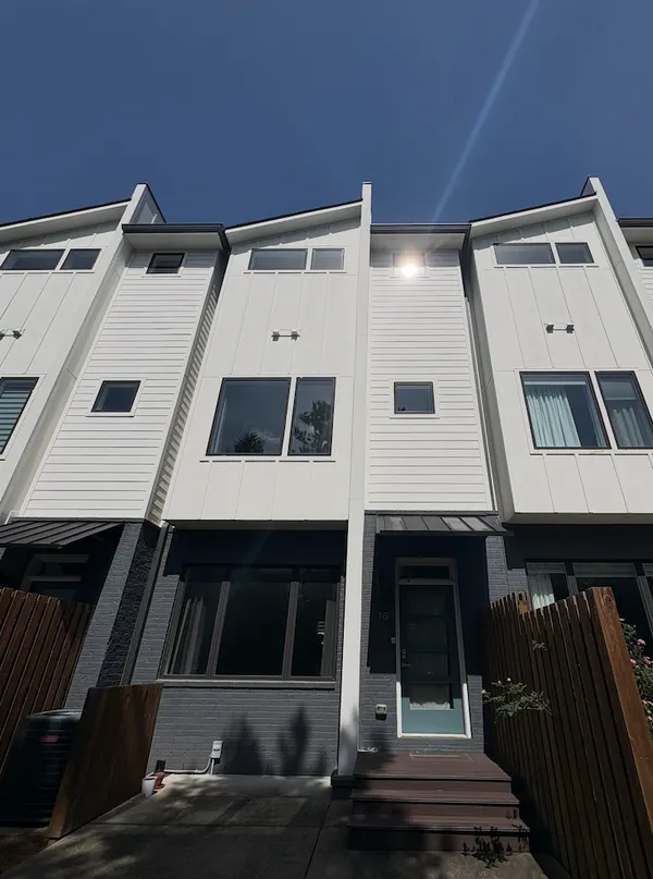 $579,900 | 239 White Bridge Pike, Unit 18, Nashville, TN 37209