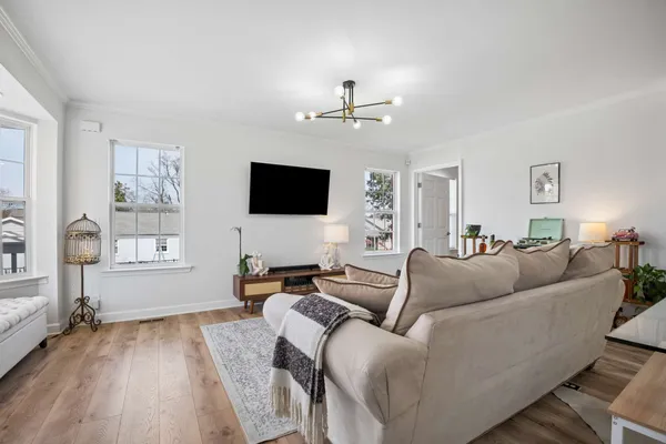 $619,000 | Abbott Martin Road, Nashville, TN 37215