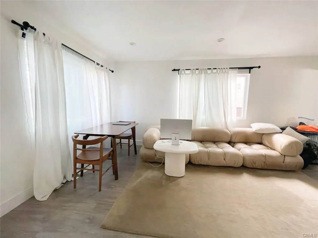 $595,000 | 354 East 111th Street, Los Angeles, CA 90061