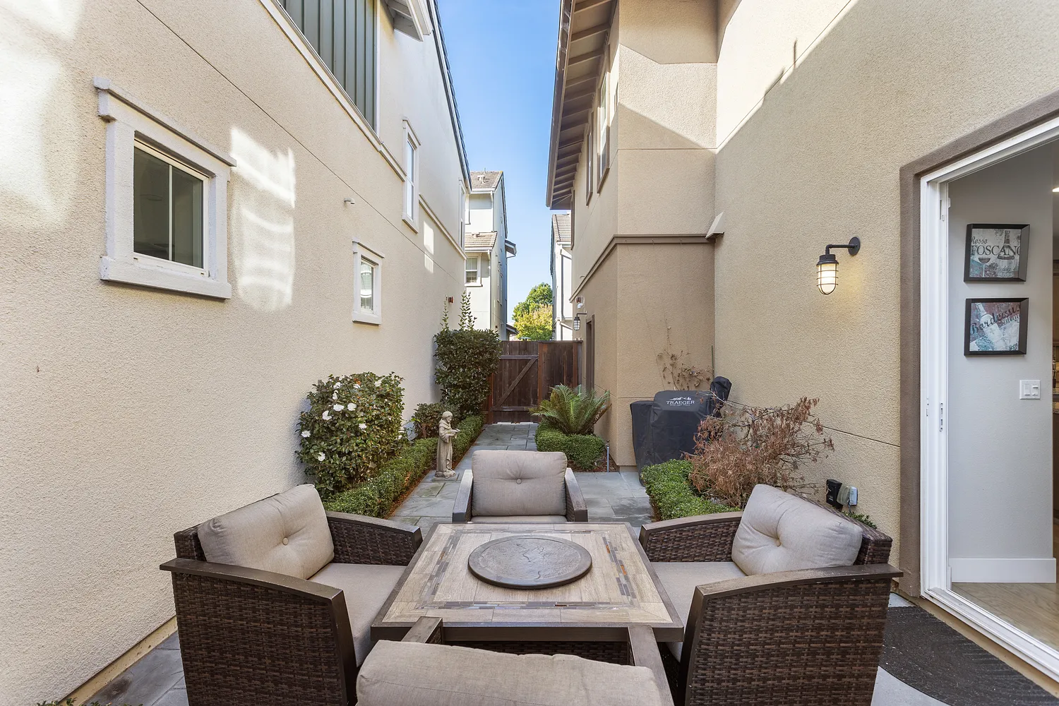 $1,650,000 | 406 Mosley Avenue, Alameda, CA 94501