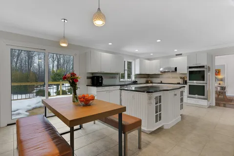 $1,795,000 | 5 Meadow Drive, Warren, NJ 07059