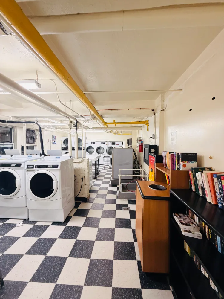 $725,000 | 433 West 34th Street, Unit 7A | Hudson Yards