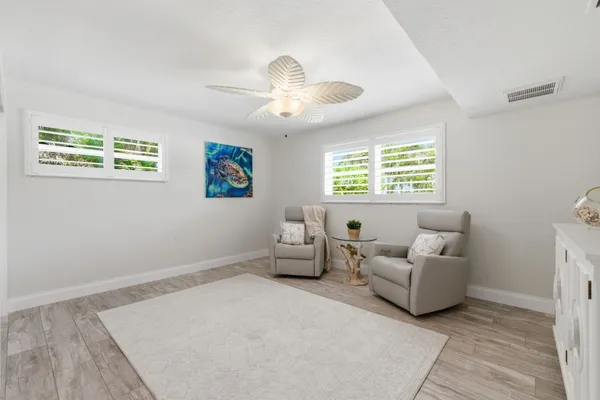 $2,200,000 | 16123 6th Street East, Redington Beach, FL 33708