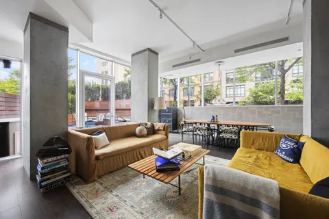 $3,995,000 | 471 Washington Street, Unit THB | TriBeCa