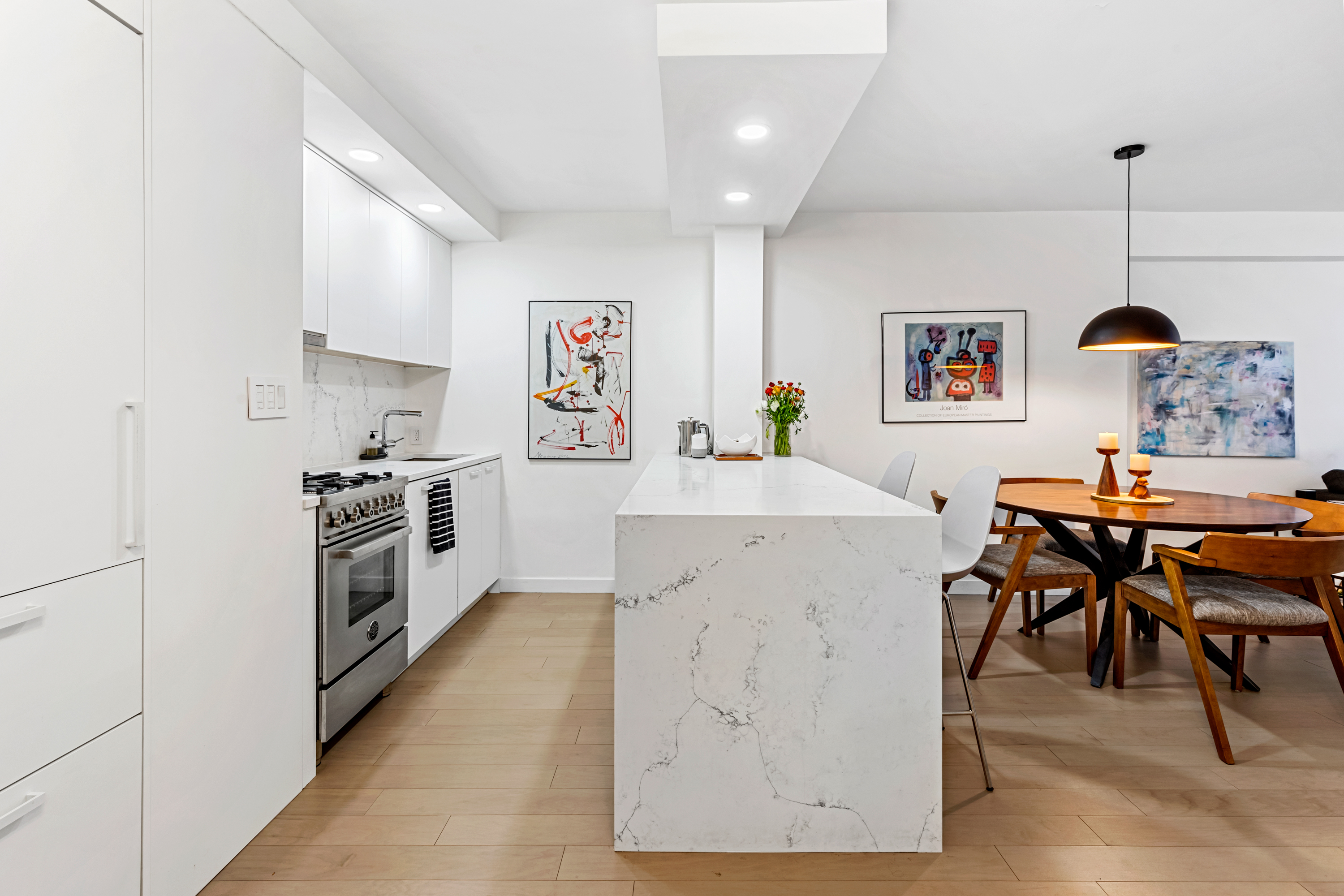 411 East 57th Street, Unit 11E Manhattan, NY 10022 - Photo 5 of 9