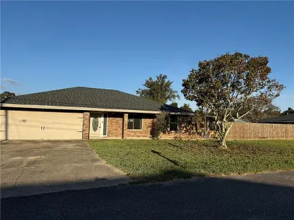 $215,000 | 502 Kellogg Drive, Luling, LA 70070