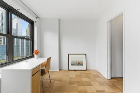 $550,000 | 140 West End Avenue, Unit 6D | Upper West Side