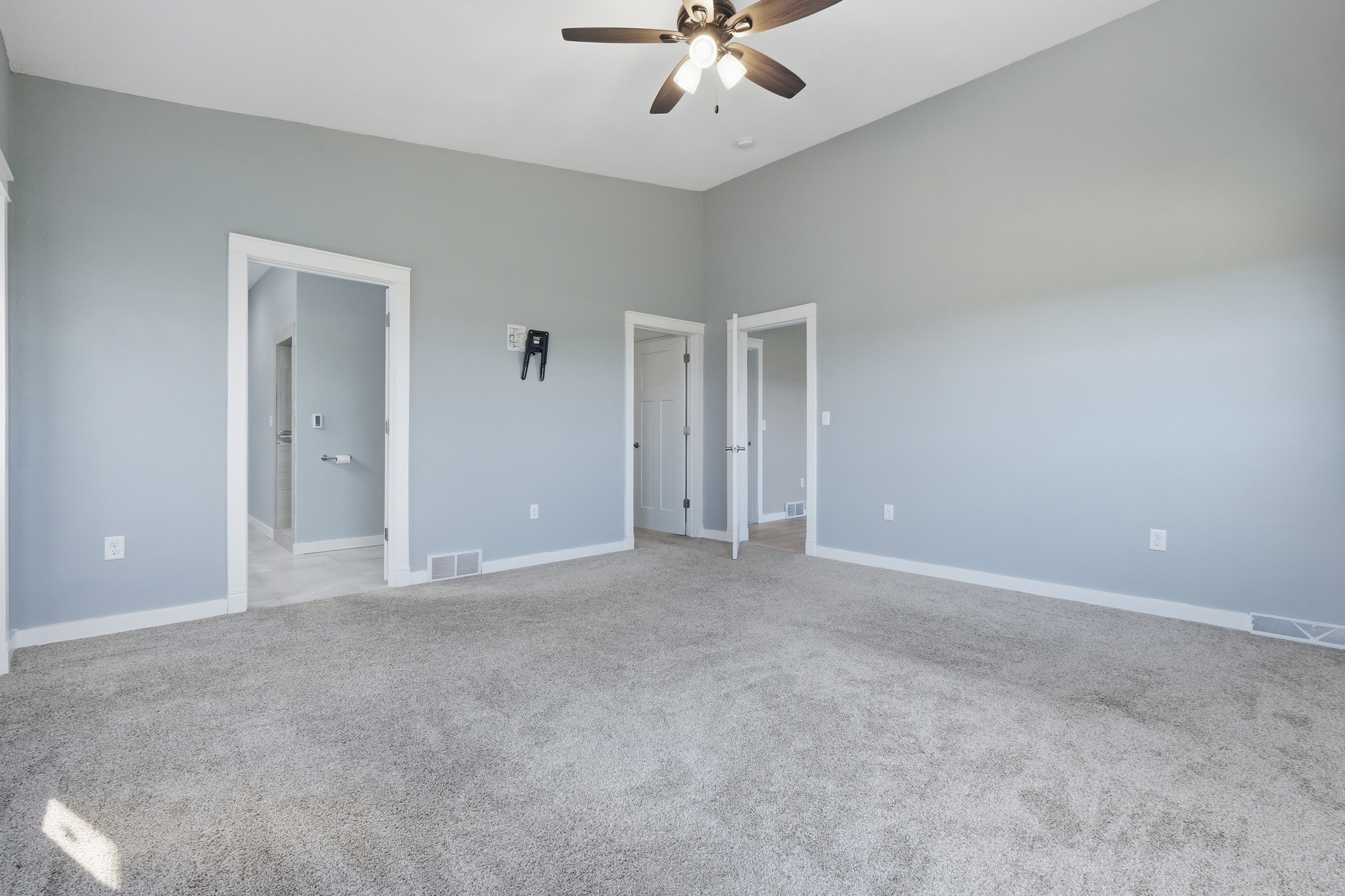 W3335 Bauer Road Leroy, WI 53050 - Photo 11 of 46