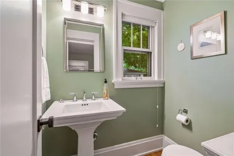 $950,000 | 4711 Dupont Avenue South, Minneapolis, MN 55419