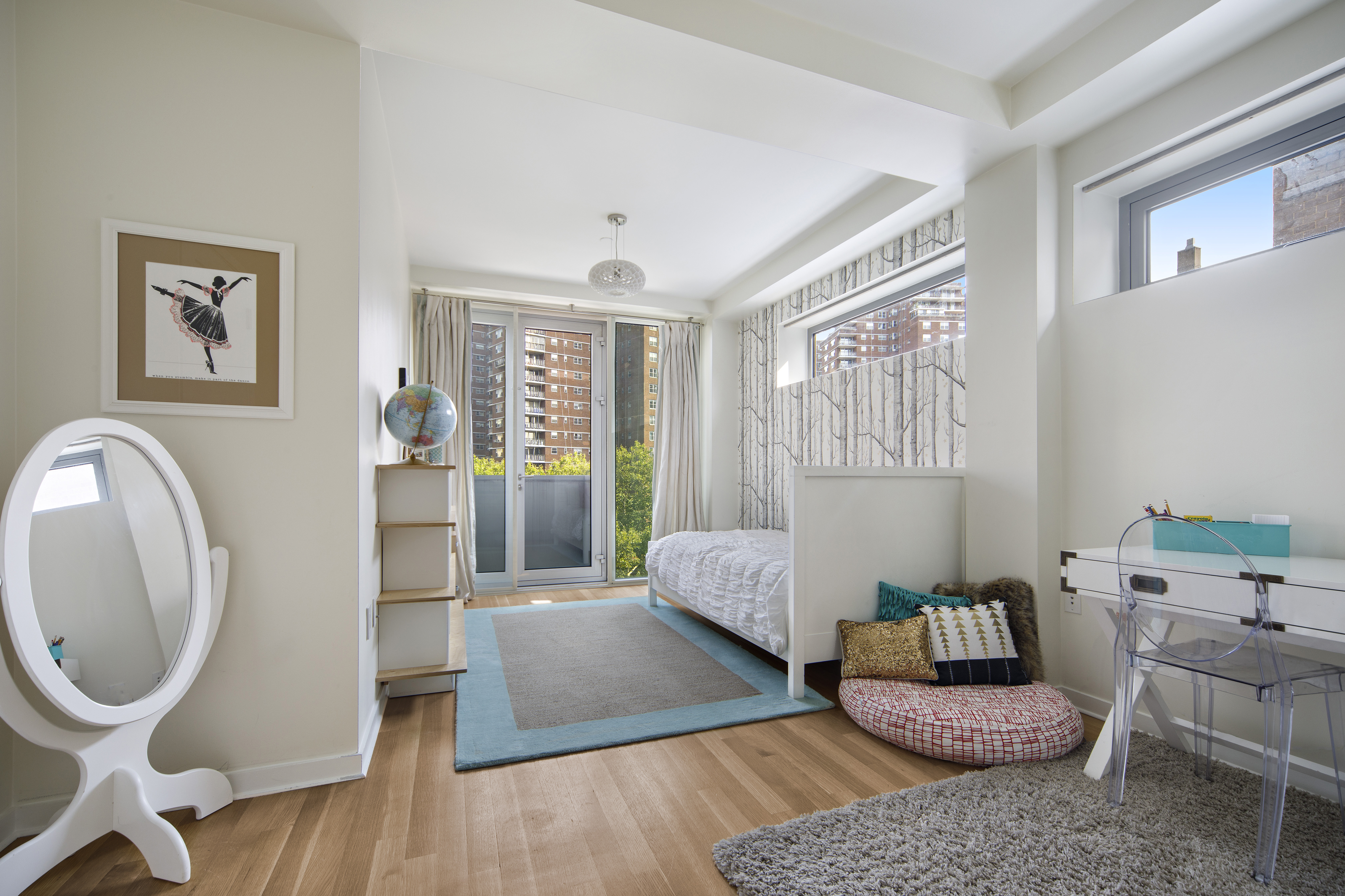 350 West 23rd Street, Unit PHB Manhattan, NY 10011 - Photo 12 of 15