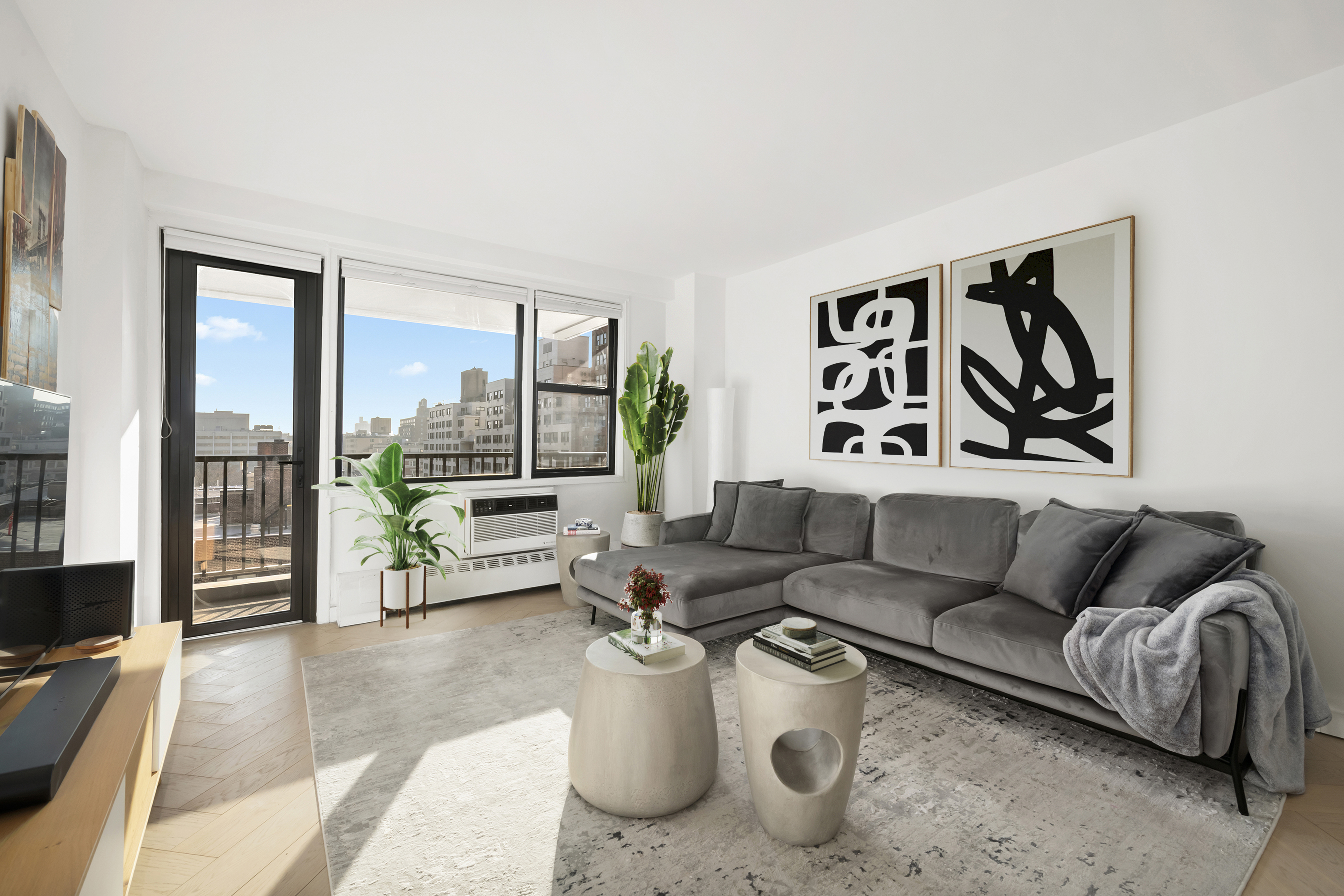 145 East 15th Street, Unit 10T Manhattan, NY 10003 - Photo 2 of 8