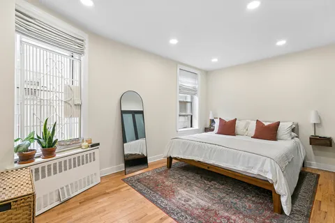 $585,000 | 446 Central Park West, Unit 6D | Upper West Side