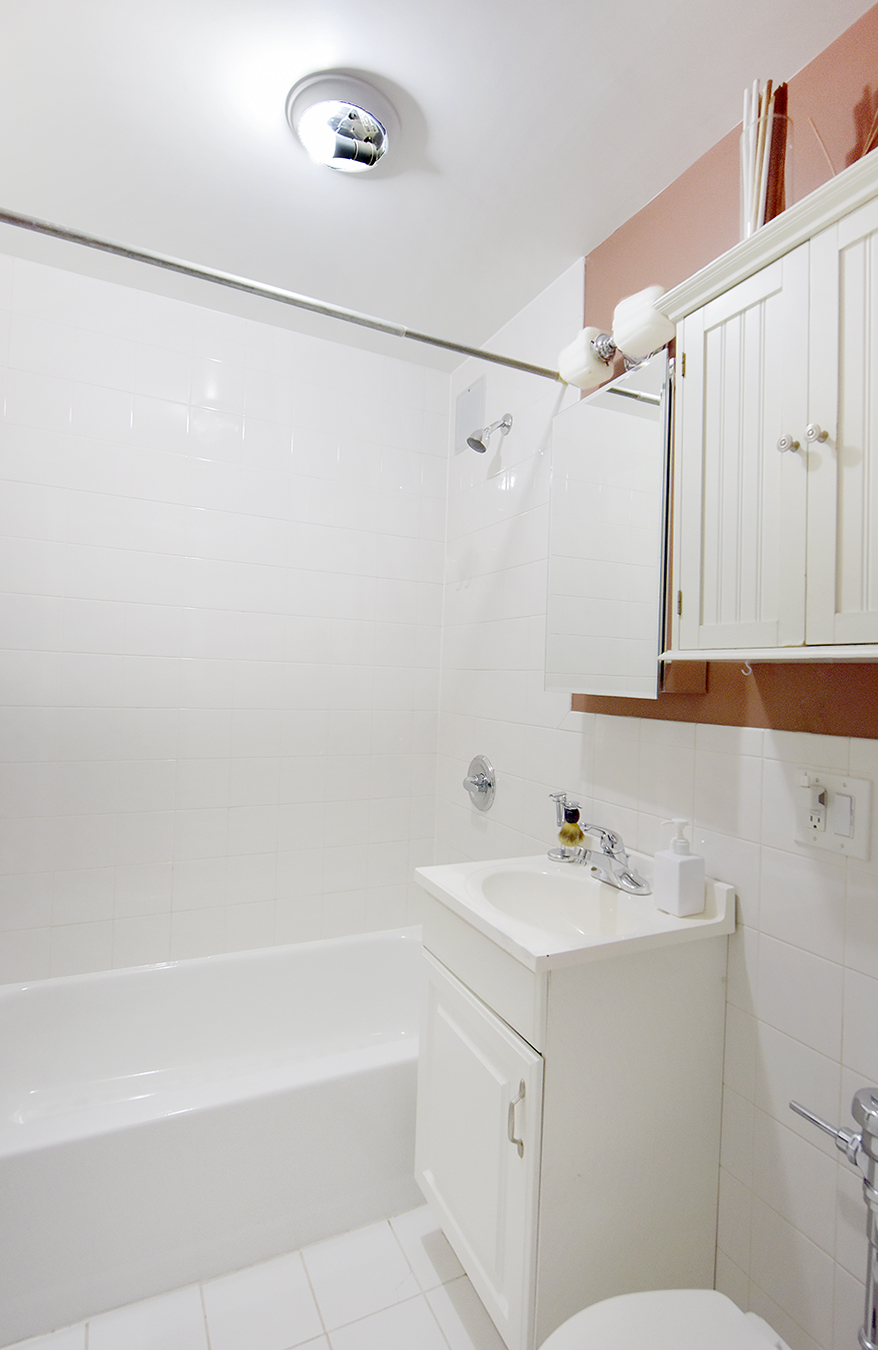 312 West 23rd Street, Unit 1H Manhattan, NY 10011 - Photo 6 of 9