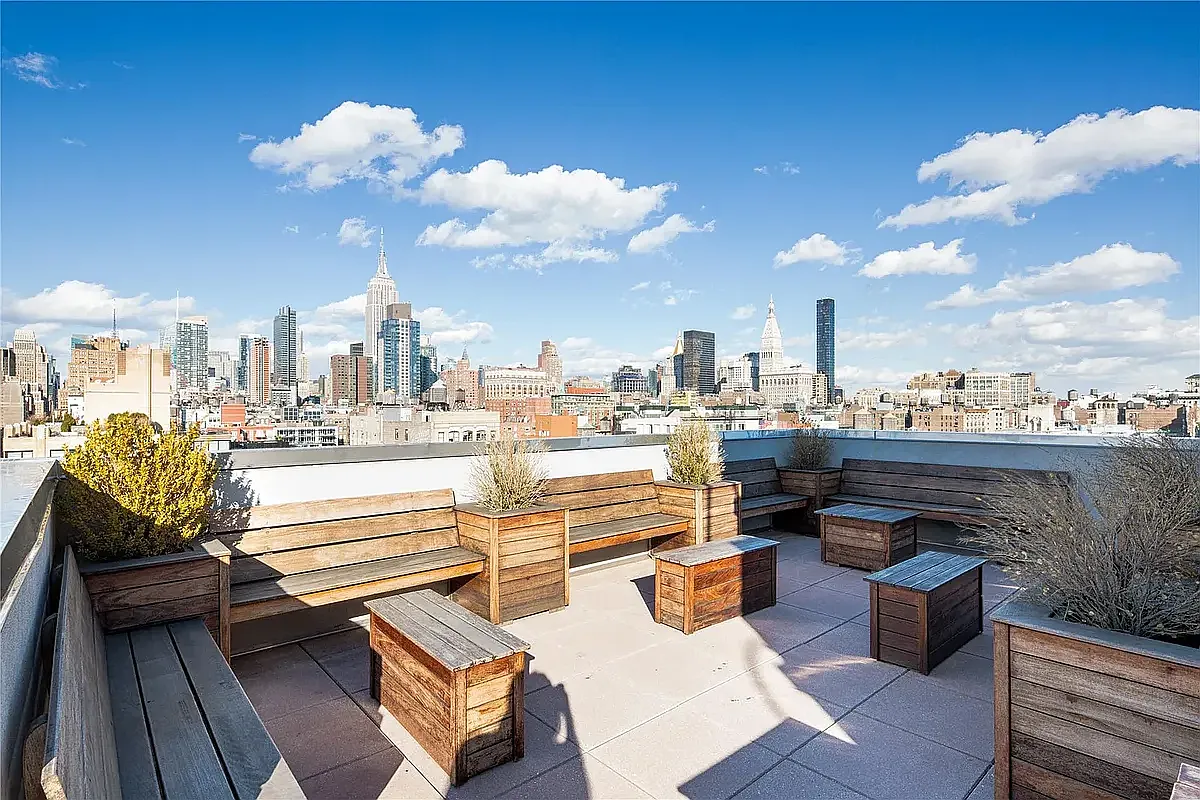166 West 18th Street, Unit 4A Manhattan, NY 10011 - Photo 12 of 14 a view of a terrace with sitting area