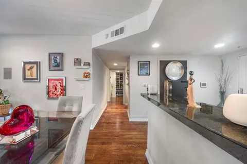 Contact Agent | 7100 Alvern Street, Unit 311, Los Angeles, CA 90045