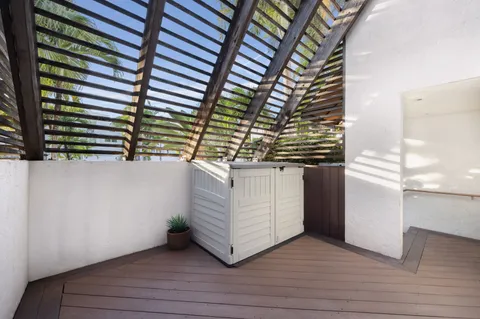 $1,295,000 | 424 Hendricks Isle, Fort Lauderdale, FL 33301