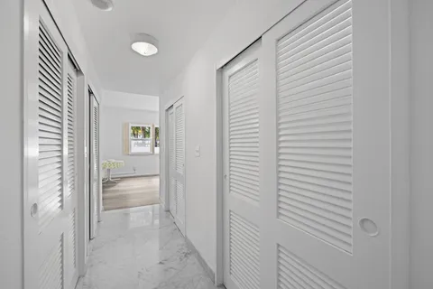 $1,199,000 | 4925 Collins Avenue, Unit 1A, Miami Beach, FL 33140
