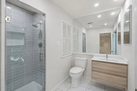$1,850,000 | 11815 Beekman Place, Rockville, MD 20854