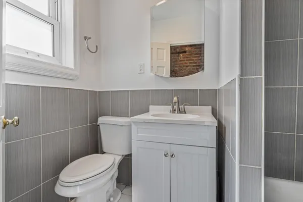 $7,500 | 230 17th Street | Greenwood Heights