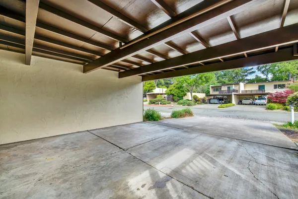 $578,000 | 3161 Valley Green Lane, Napa, CA 94558