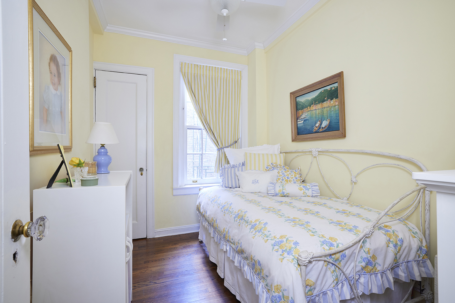 162 East 80th Street, Unit 5B Manhattan, NY 10075 - Photo 9 of 12