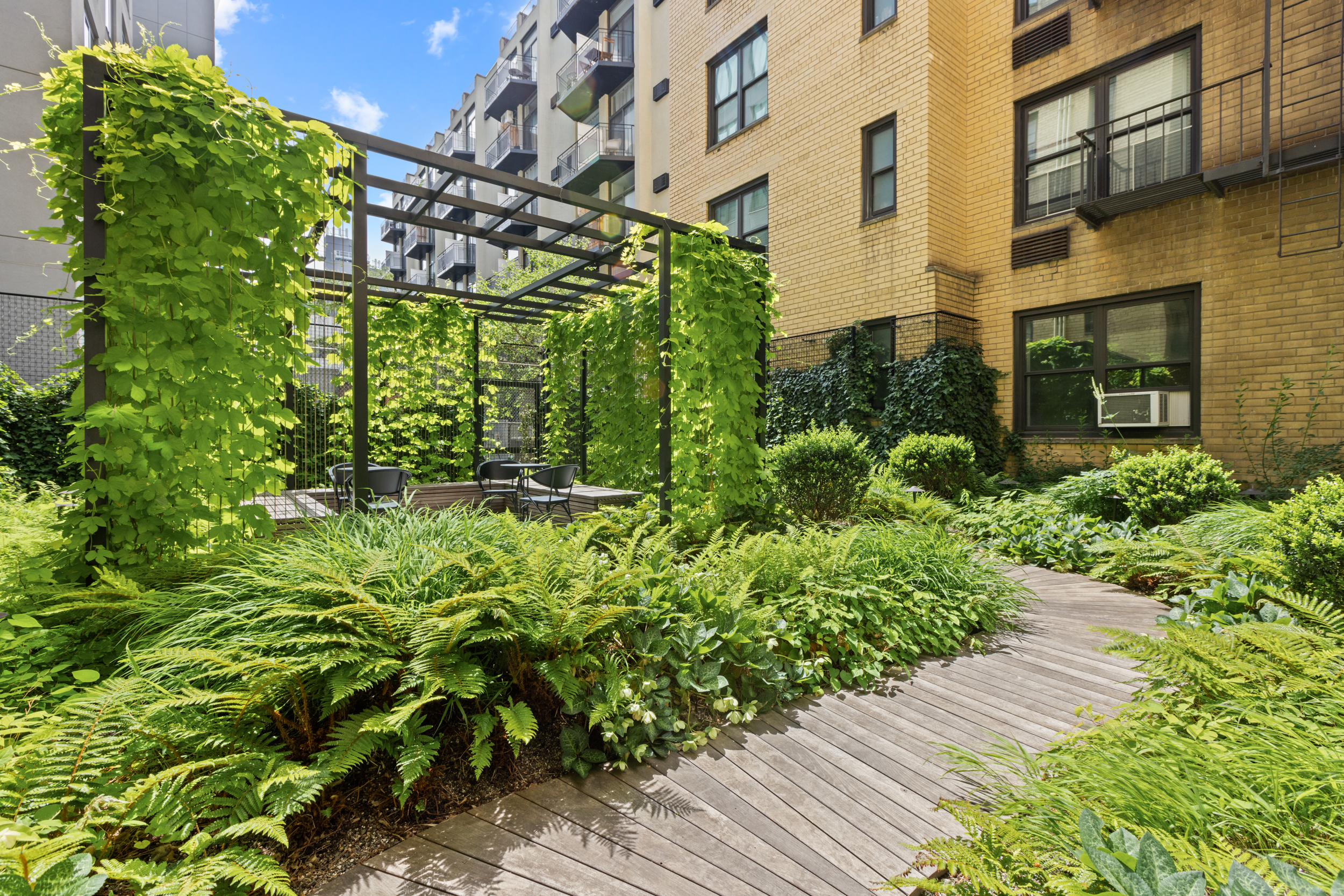 85 4th Avenue, Unit 3MM Manhattan, NY 10003 - Photo 4 of 6 a view of a garden with plants