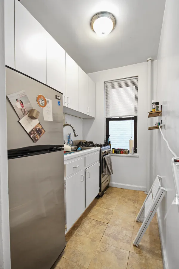 $4,995 | 315 East 56th Street, Unit 5F | Sutton Place