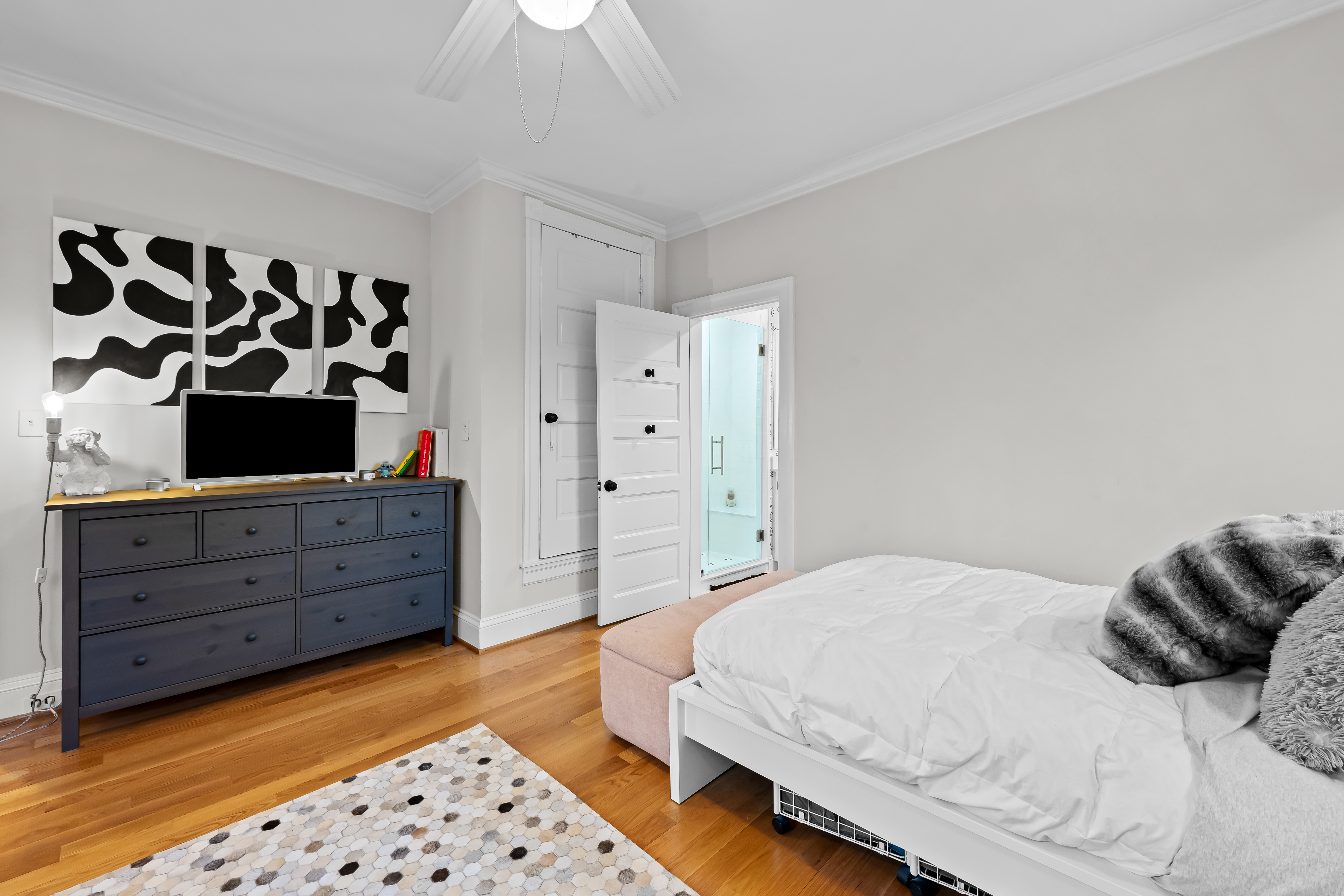 8412 Stevenson Road Pikesville, MD 21208 - Photo 49 of 81 a bedroom with a bed and a dresser
