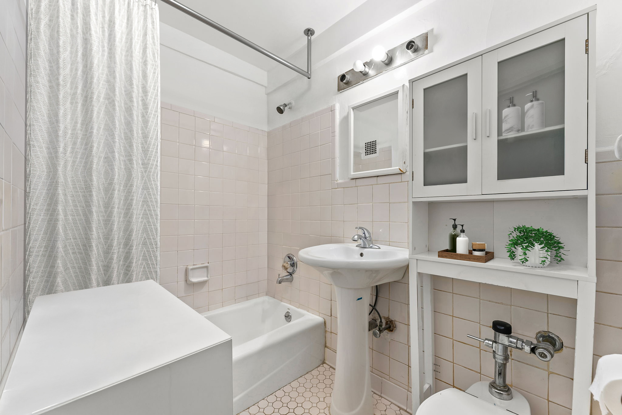 345 West 145th Street, Unit 11B2 Manhattan, NY 10032 - Photo 8 of 9