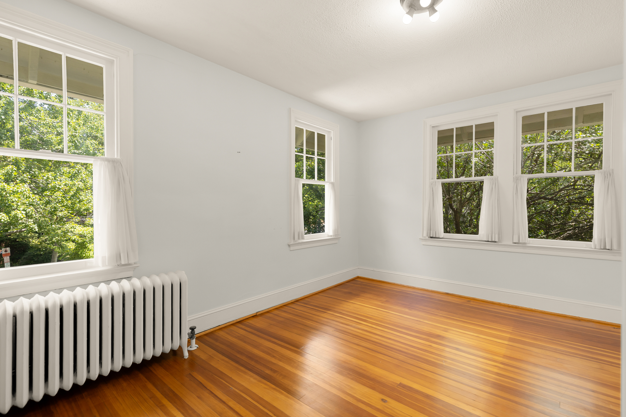 2820 38th Street Northwest Washington, DC 20007 - Photo 28 of 54