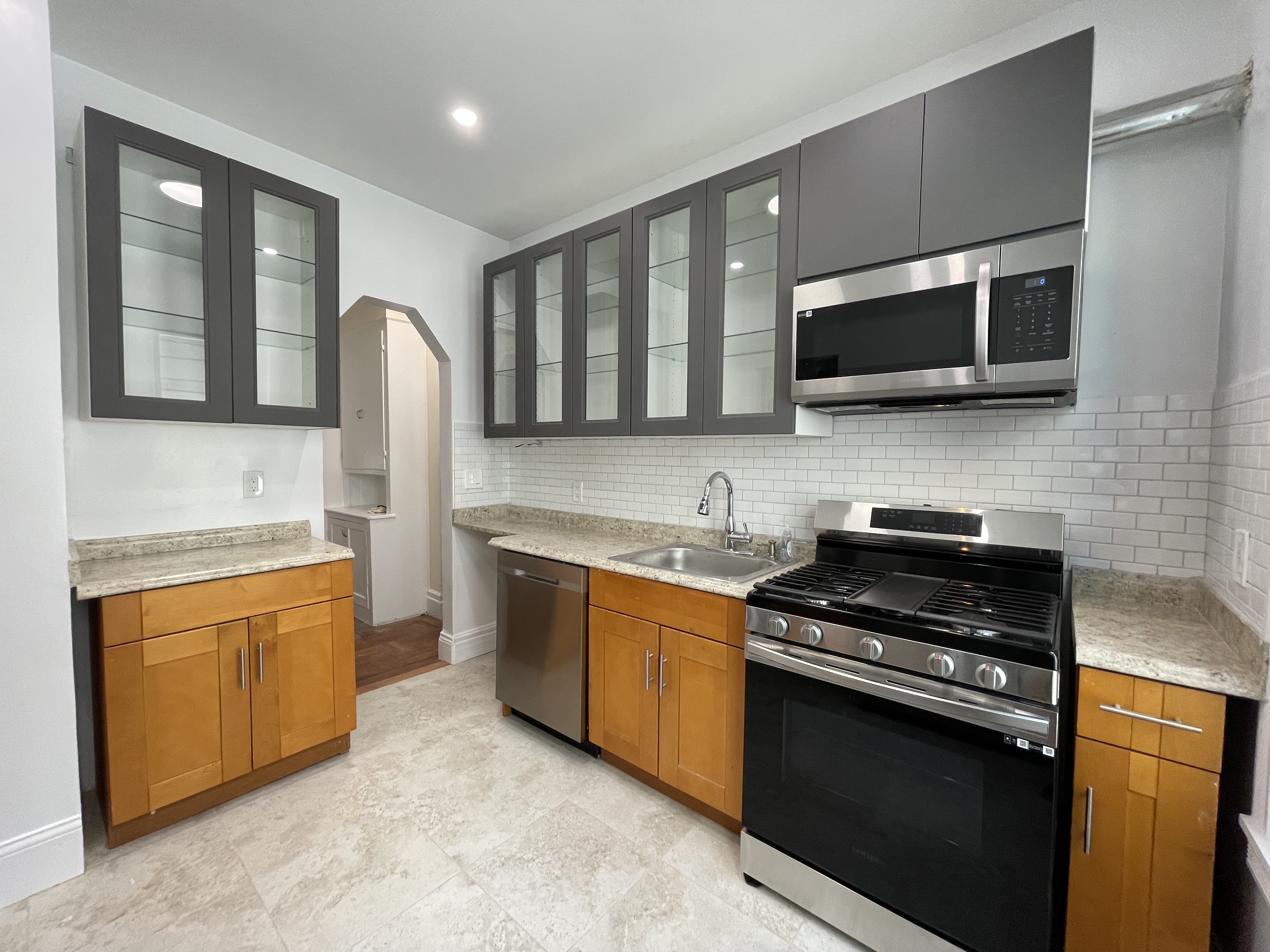 328 East 5th Street, Unit 2 Brooklyn, NY 11218 - Photo 8 of 16