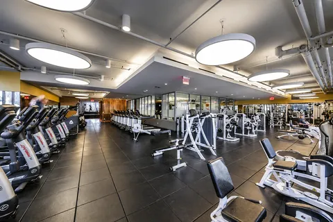 $1,150,000 | 460 West 42nd Street, Unit 51H | Hell's Kitchen