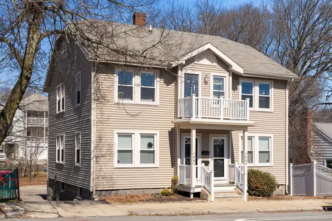 $635,000 | 1487-1489 Centre Street, Unit 2, Boston, MA 02132