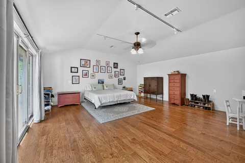 $1,590,000 | 1903 Holly Hill Drive, Austin, TX 78746